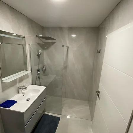 Luxury In Balatonalmadi, Almadi Lux I - Ocean Blue *