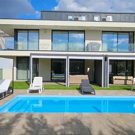 Luxury In Balatonalmadi, Almadi Lux I - Ocean Blue דירה Balatonalmádi