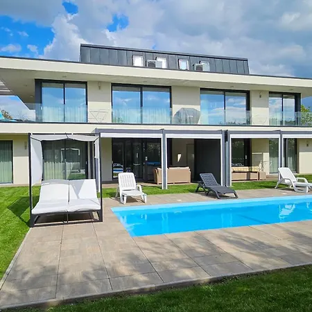 Luxury In Balatonalmadi, Almadi Lux I - Ocean Blue * 발라톤알마디