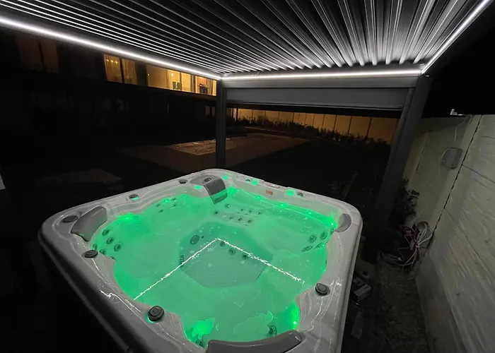 Luxury In Balatonalmadi, Almadi Lux I - Ocean Blue Appartement Balatonalmádi