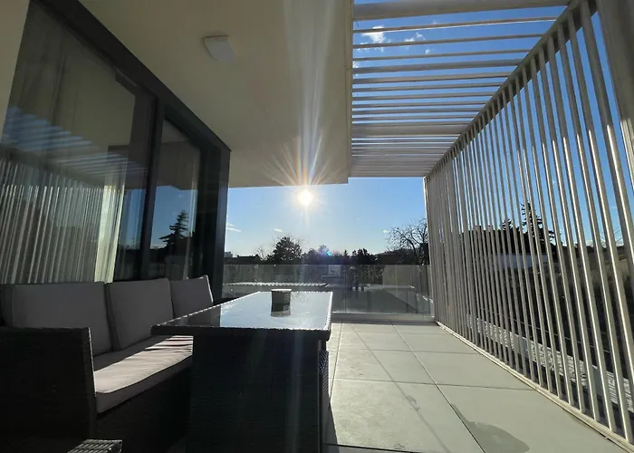 Luxury In Balatonalmadi, Almadi Lux I - Ocean Blue *